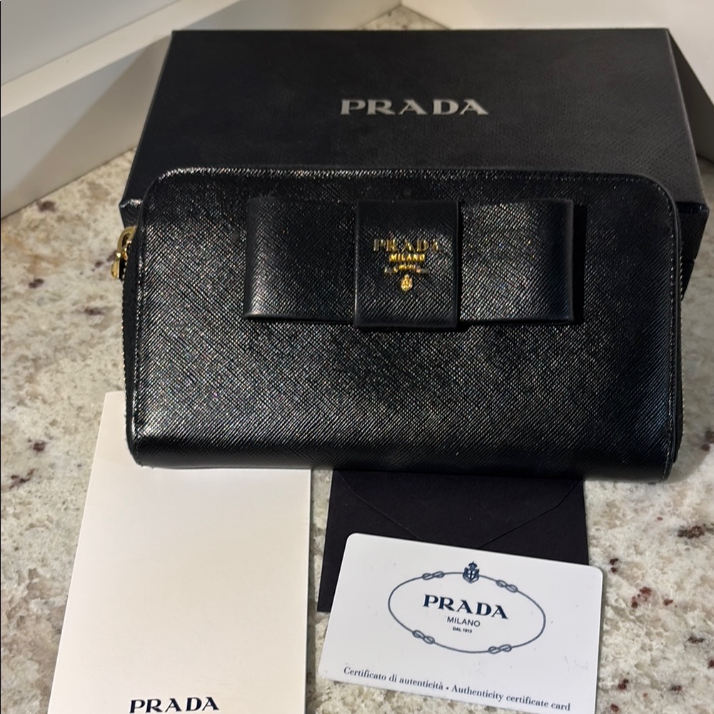 ❌SOLD❌Prada Saffiano Fiocco Bow Black Continental Wallet